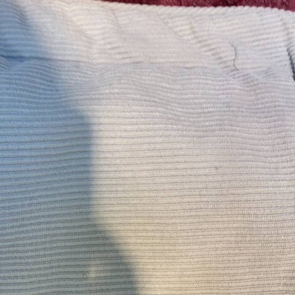 Two Standard Light Green Pillowcase covers - Picture 3 of 4